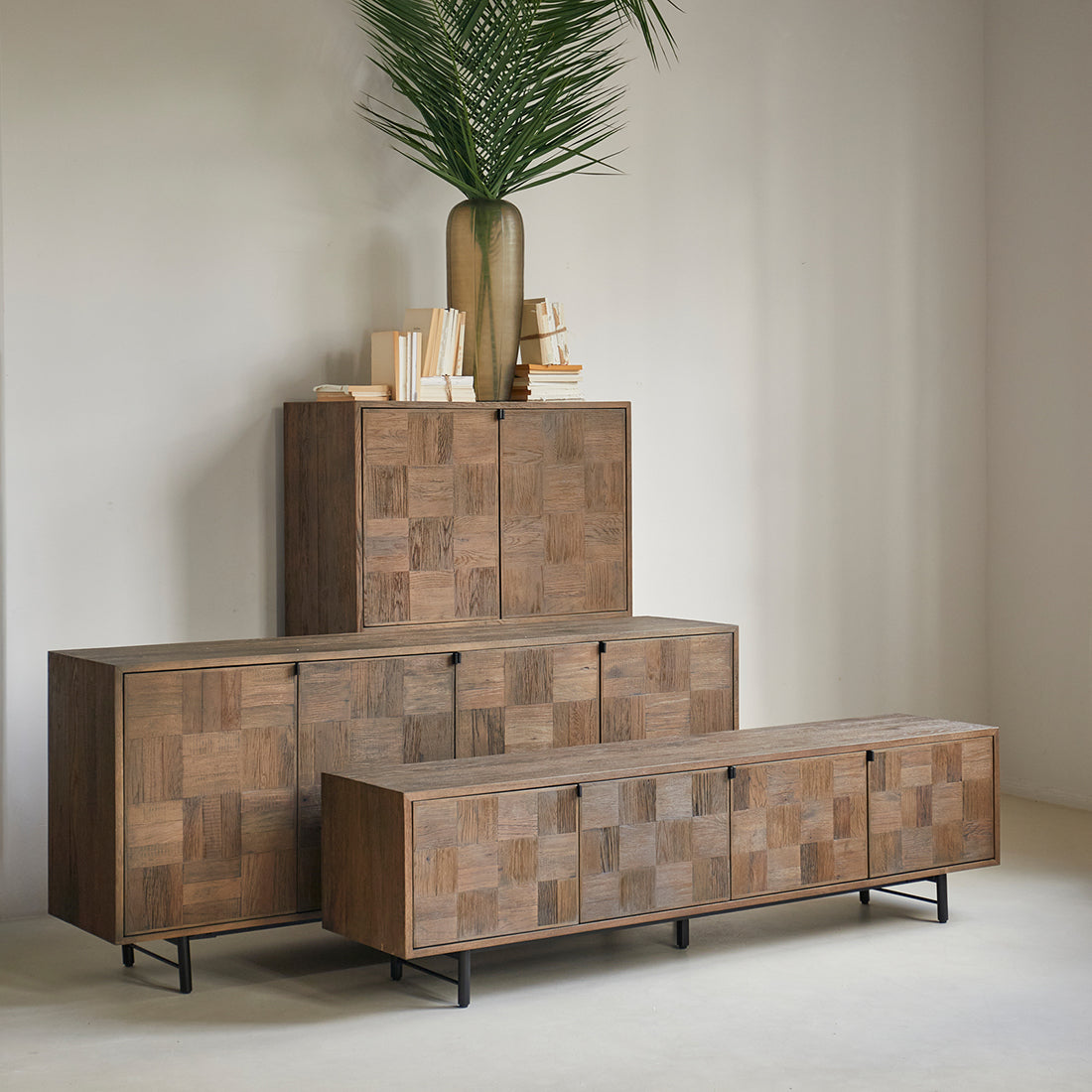 Mac Arthur Park Flatscreen Dresser