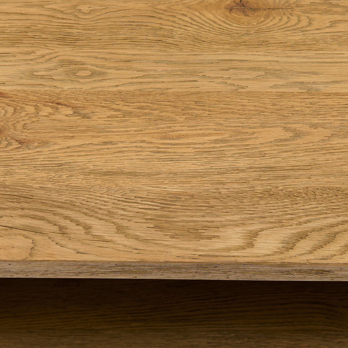 Vermont Flatscreen Dresser