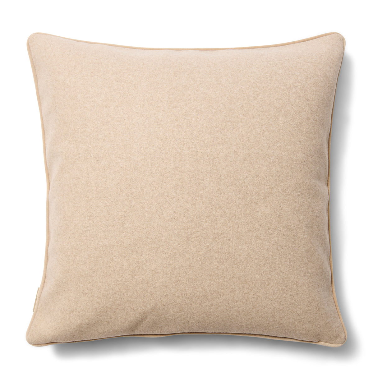 RM Avenue Pillow 60x60