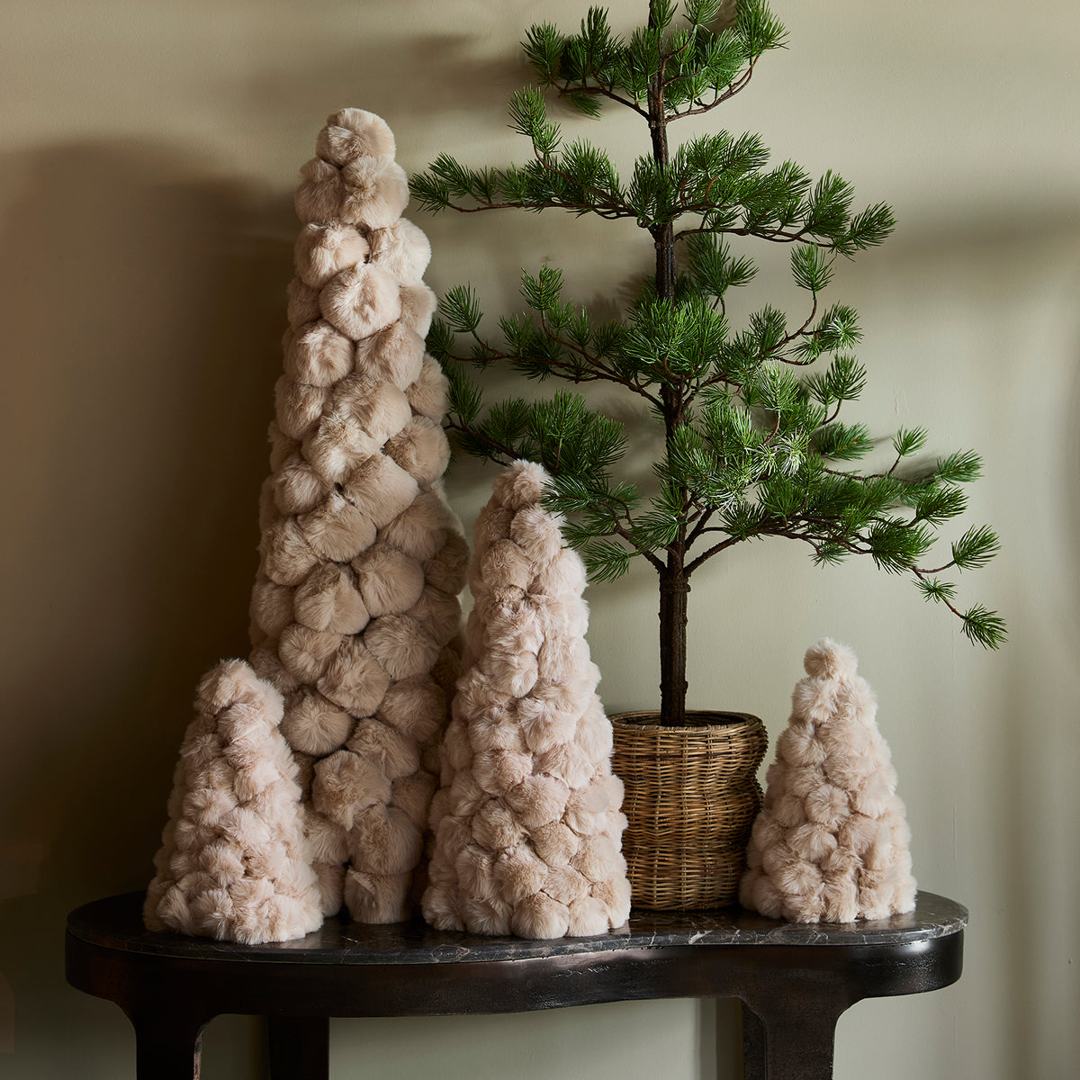 Furry Pom Pom Christmas Tree M