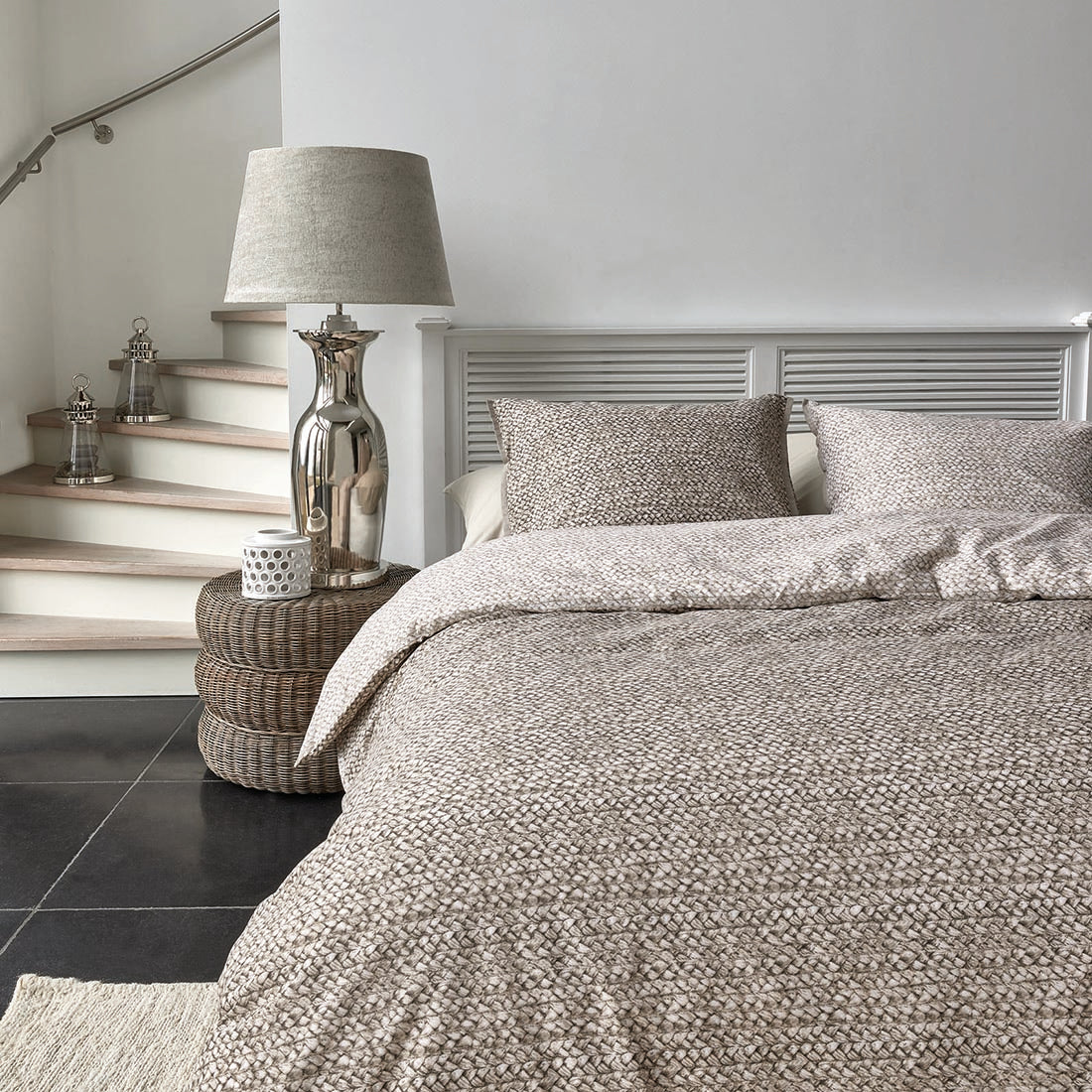 RR Macaron Footstool