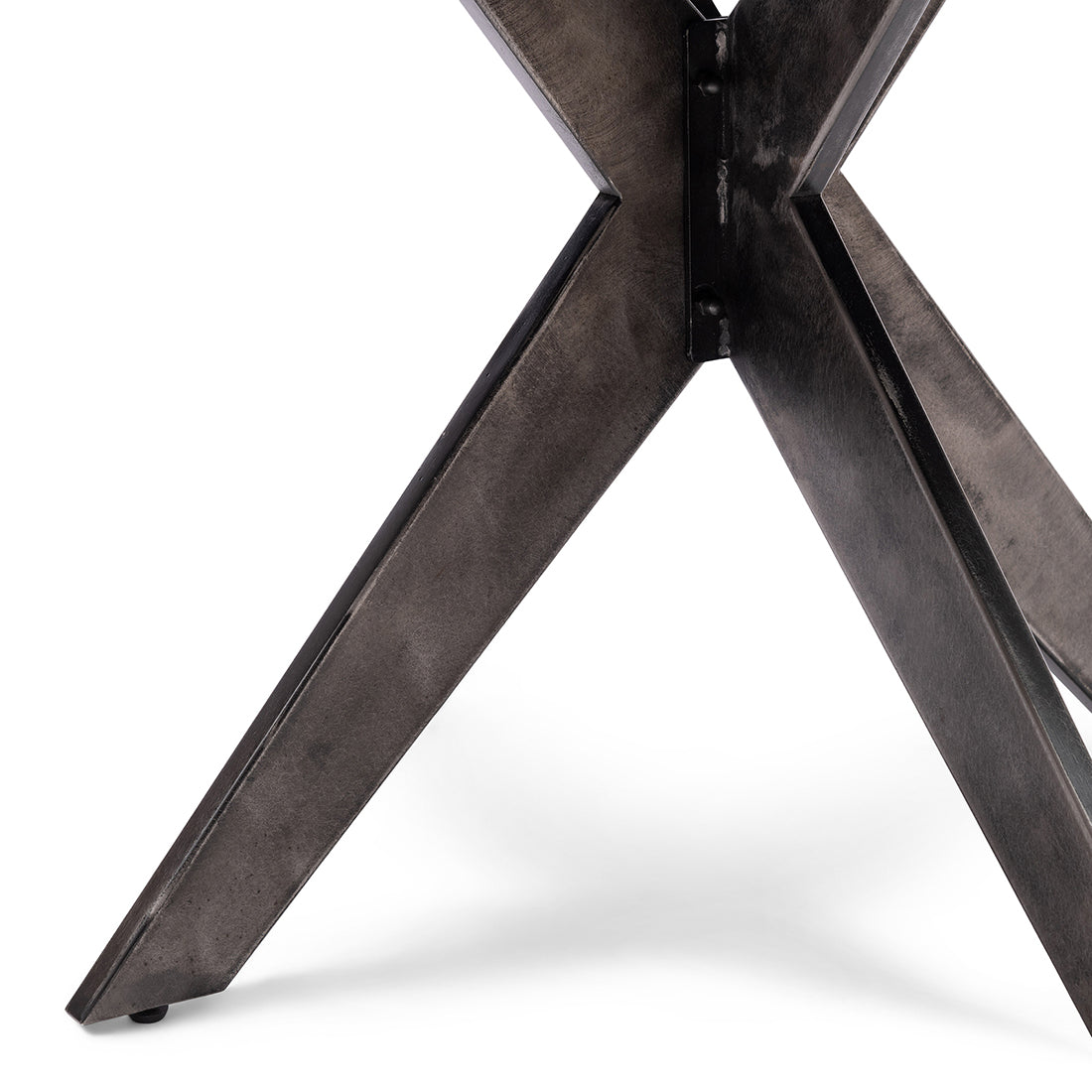 Falcon Crest Dining Table D150