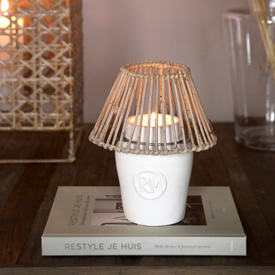 RM Clay Candle Holder white
