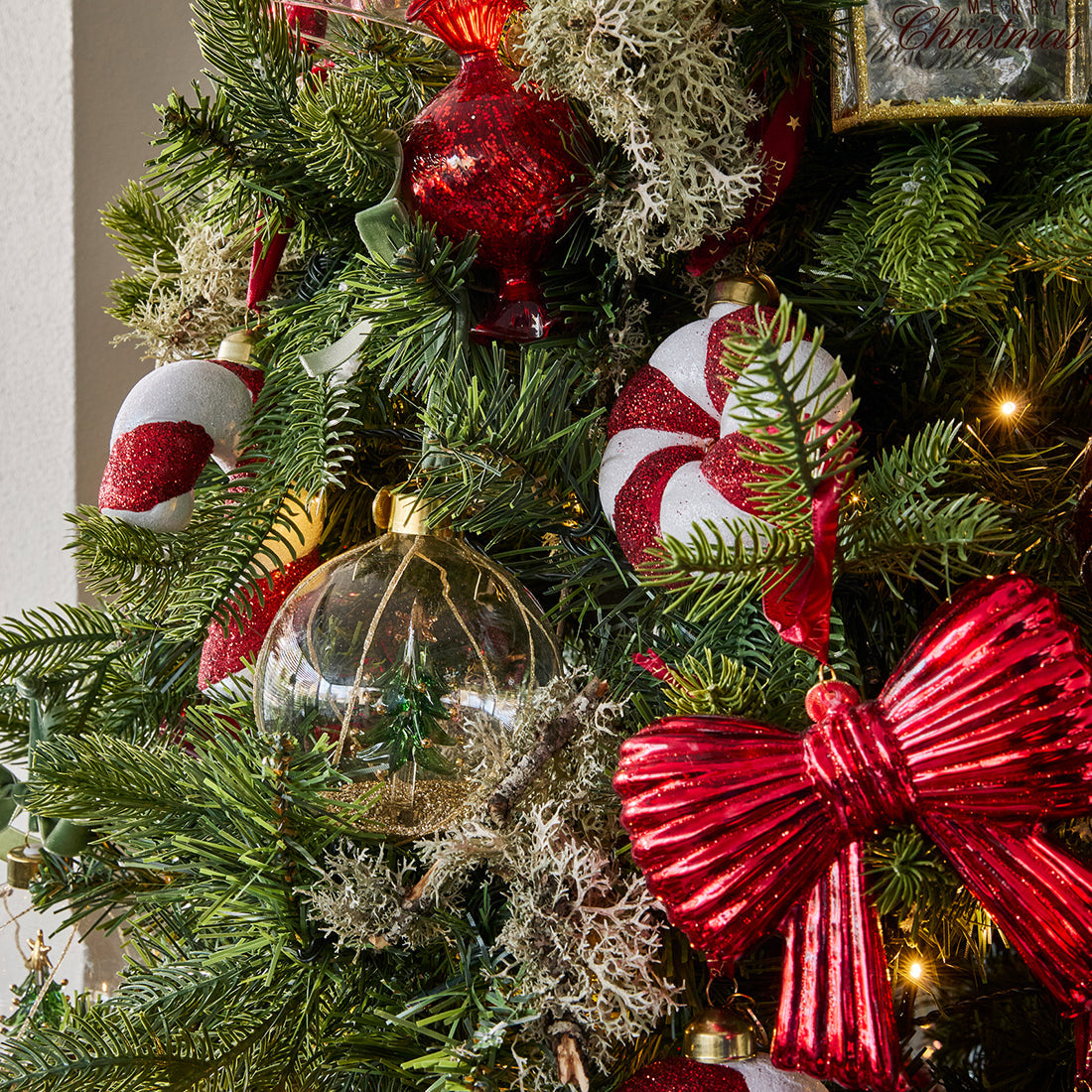 MagicalChristmas TreeOrnament dia10