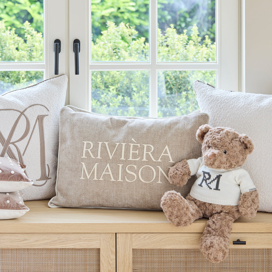 RM Evora Pillow 65x45