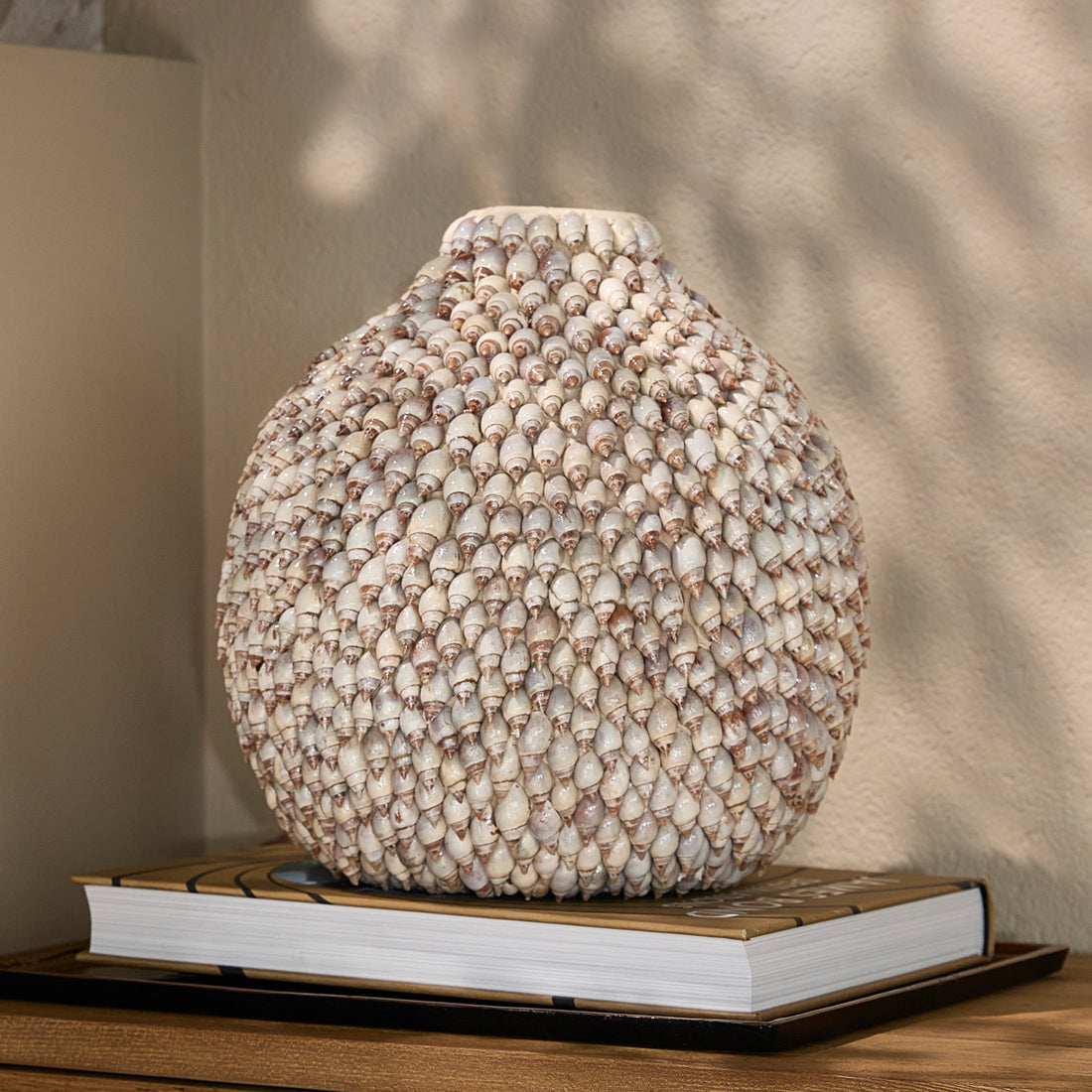 Bay View Shell Vase L