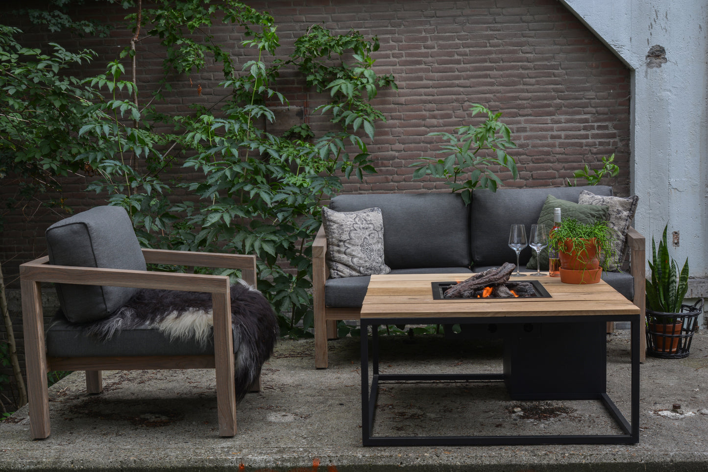 Cosiloft 100 black / teak