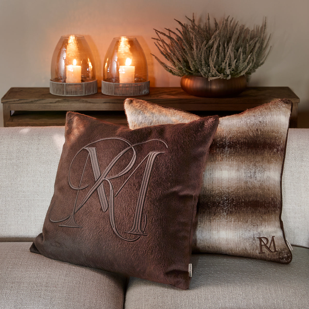 Arden Pillow 60x60