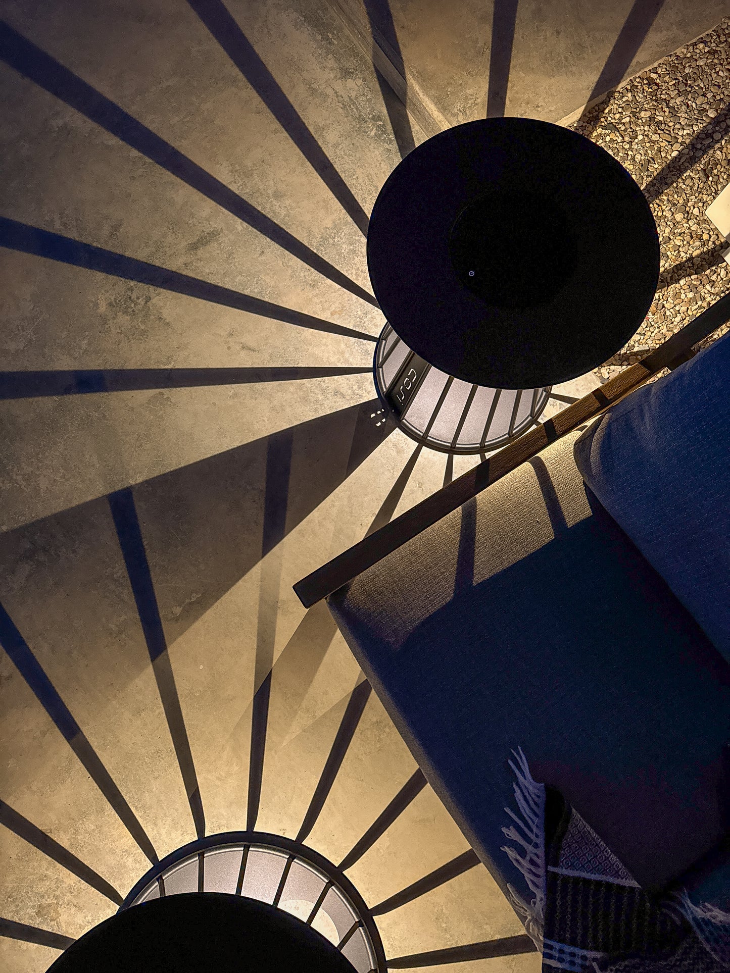 Cosilumia round black ø 70 x 41 cm