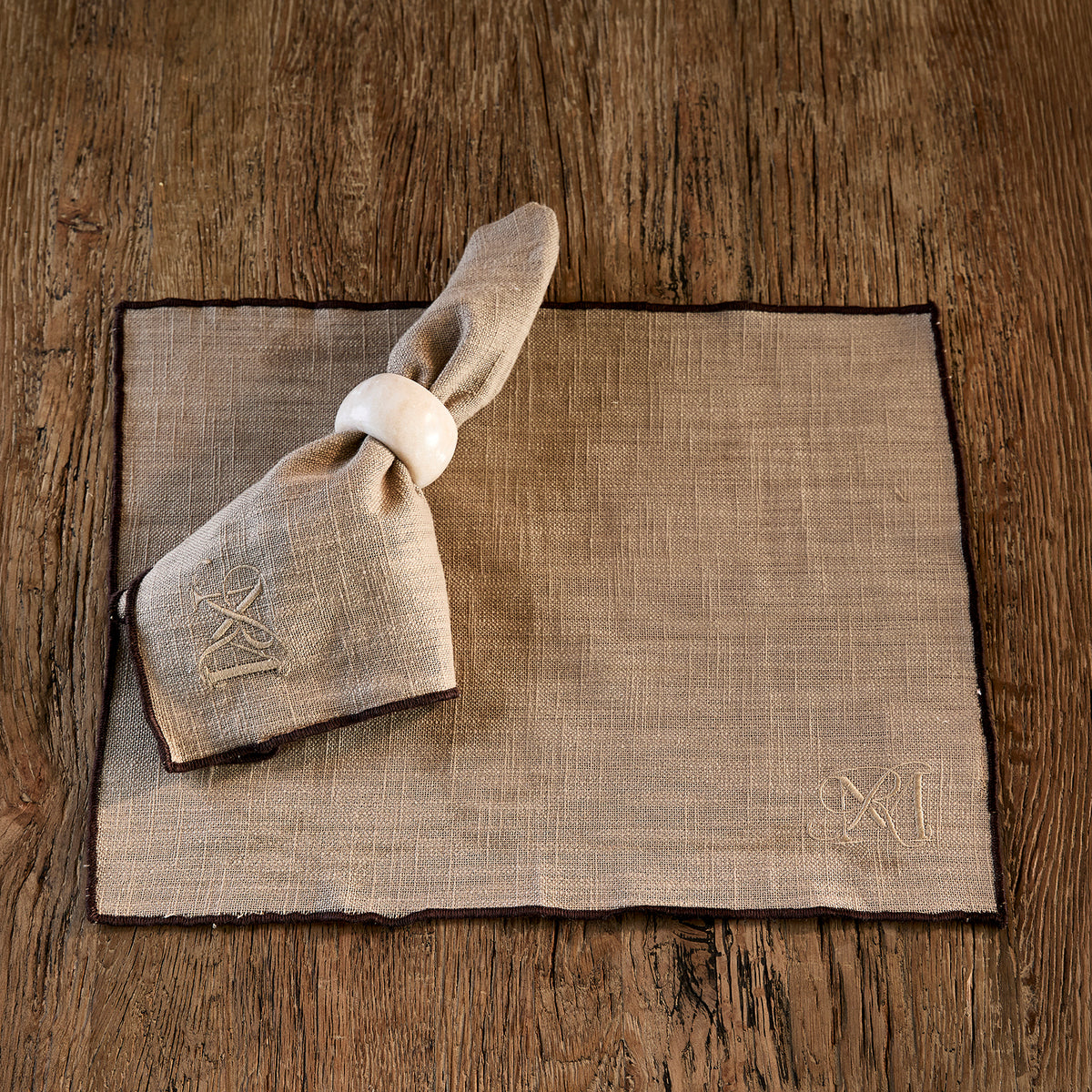 RM Elegance Napkin 4 Pieces