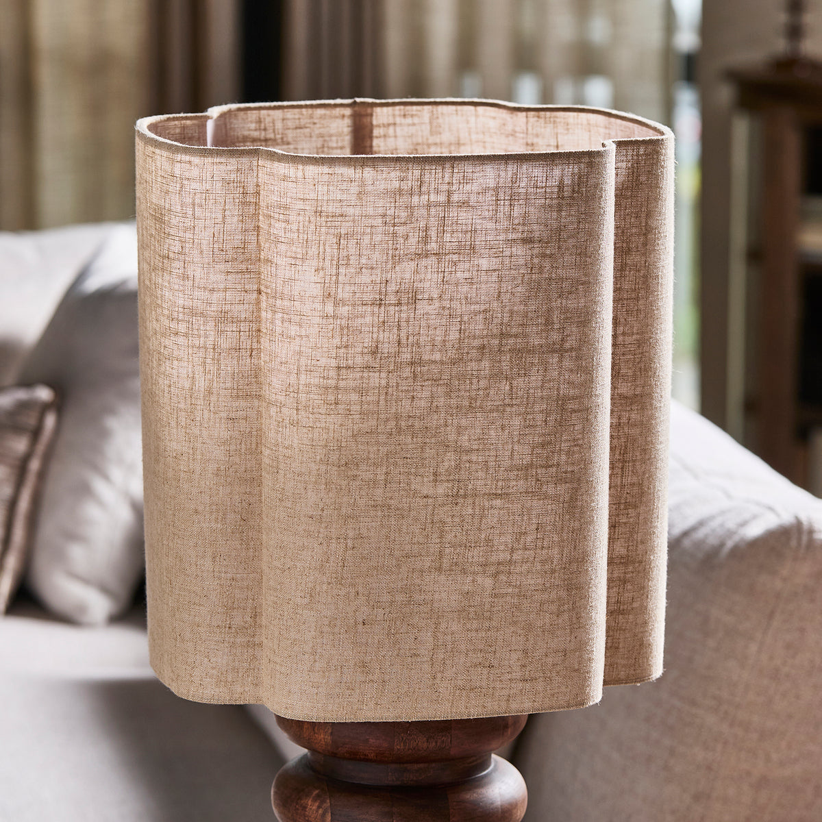 Merlan Linen Quatrefoil Lampshade Natural 35x37