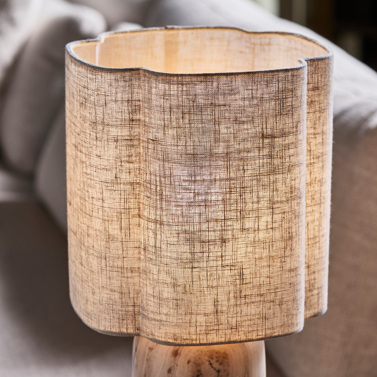 Merlan Linen Quatrefoil Lampshade Natural 25x26