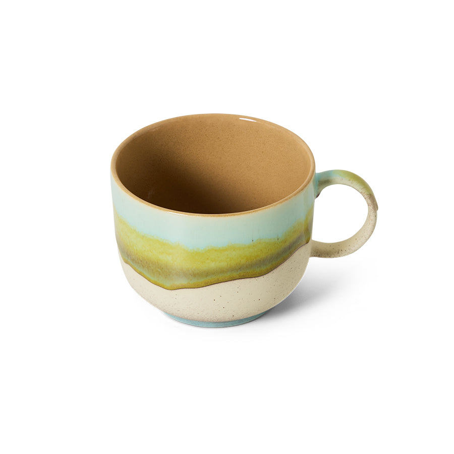 70s ceramics: tea cup, glint