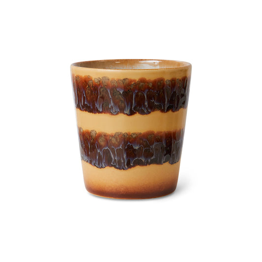 70s ceramics: coffee mug cliffs